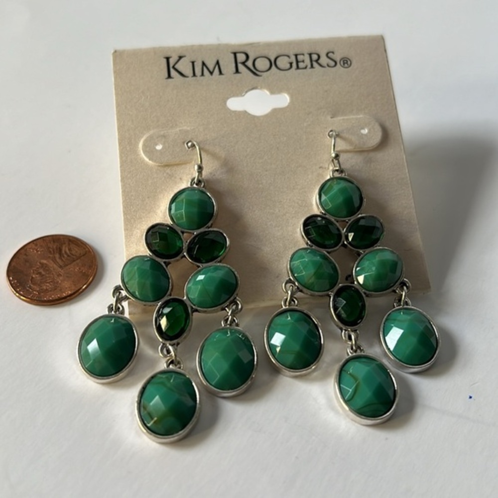 NWT Kim Rogers Green & Silver Stone Chandelier Earrings
